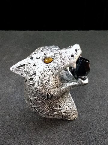 Dire-Wolf Brooch