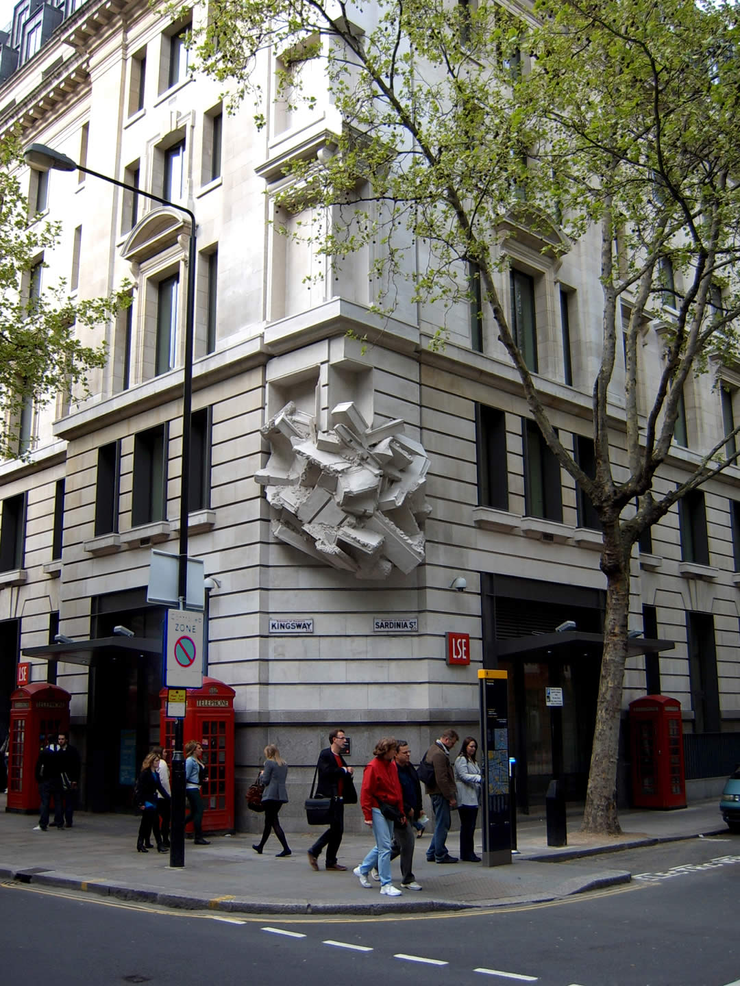 LSE corner sculpture