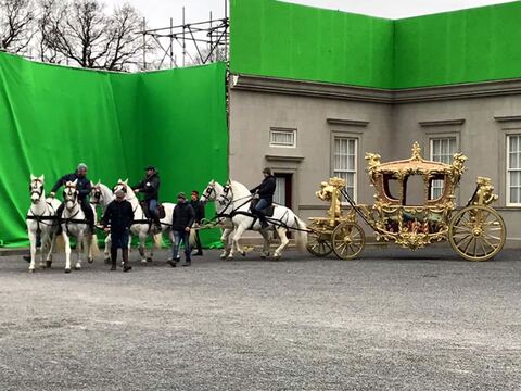 Golden Carriage (On Location)